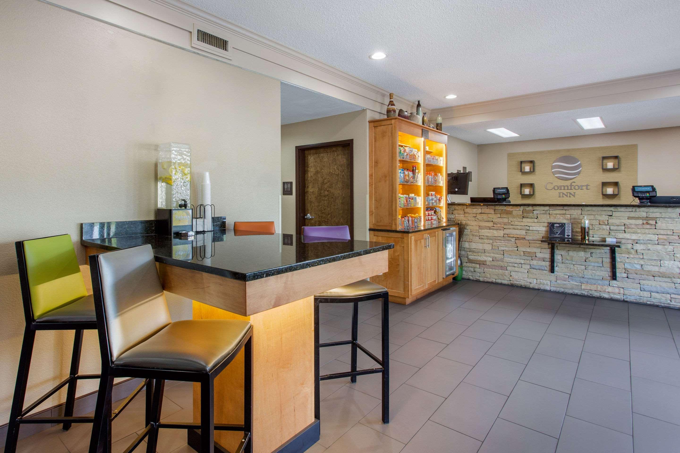 Comfort Inn Asheville East-Blue Ridge Pkwy Access Εξωτερικό φωτογραφία
