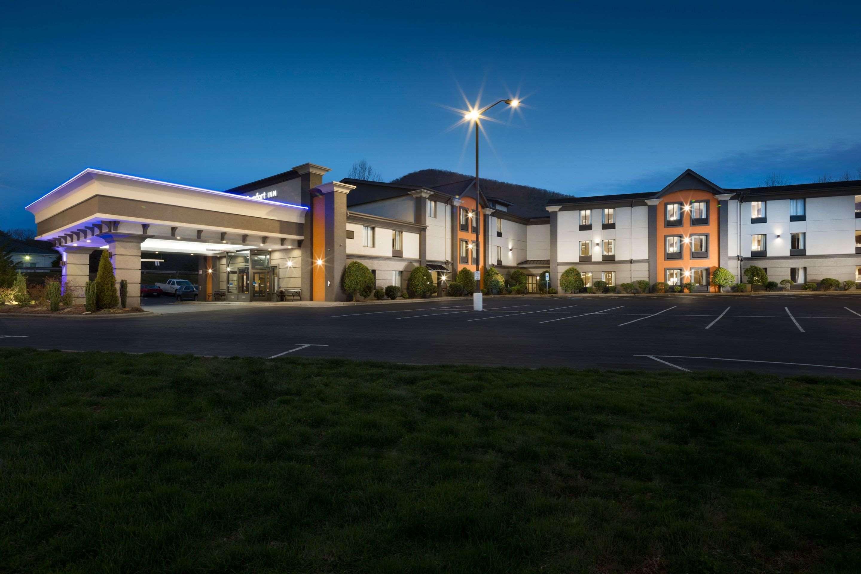 Comfort Inn Asheville East-Blue Ridge Pkwy Access Εξωτερικό φωτογραφία