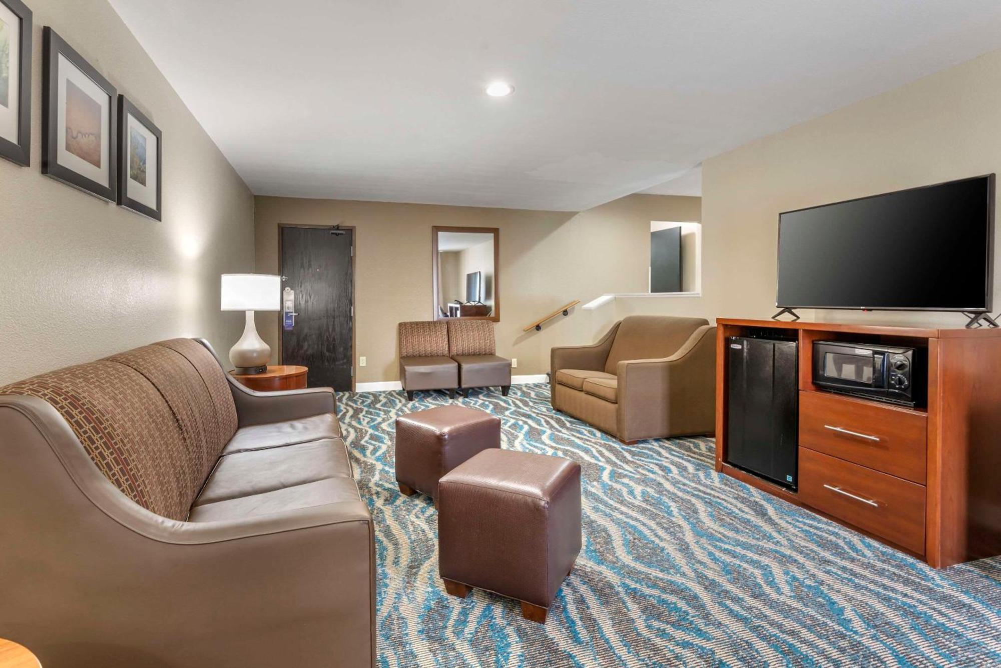 Comfort Inn Asheville East-Blue Ridge Pkwy Access Εξωτερικό φωτογραφία